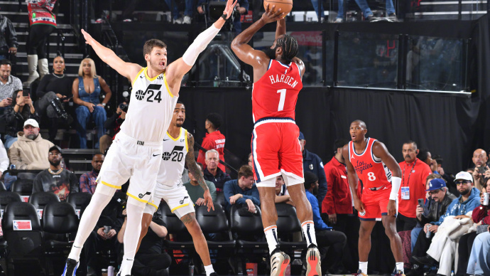 快船主場144-107大勝爵士，終結對手三連勝