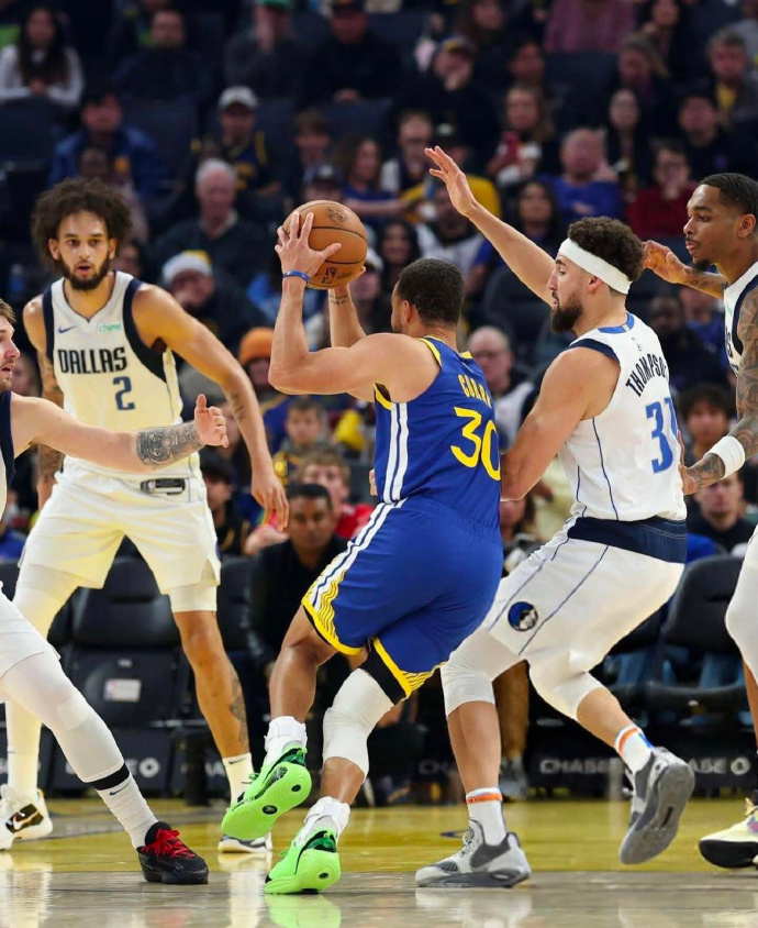 NBA常規賽視頻直播：灰熊vs勇士比賽前瞻數據分析