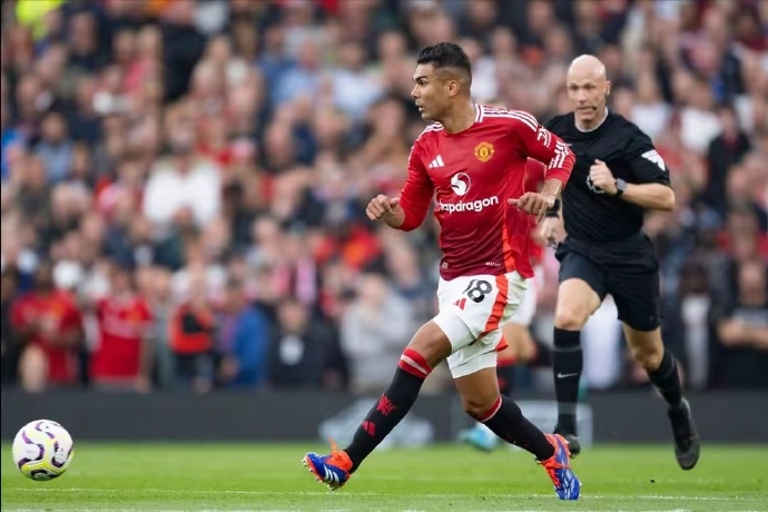 曼聯同意外租卡塞米羅，弗拉門戈考慮承擔部分薪資