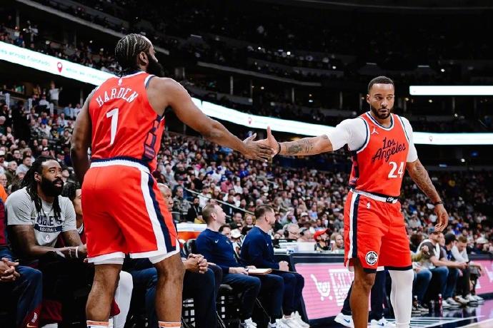 NBA常規賽 快船vs雄鹿回放全場錄像高清(2月21日)