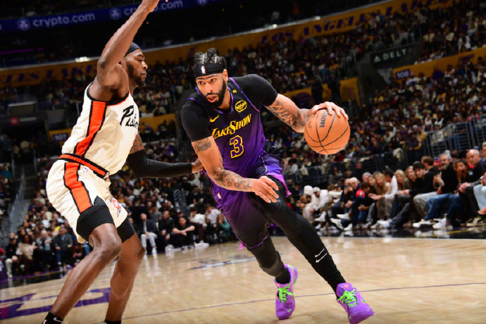 NBA常規賽 活塞 vs 馬刺全場高清中文錄像直播 (2025 年 02 月 22 日)